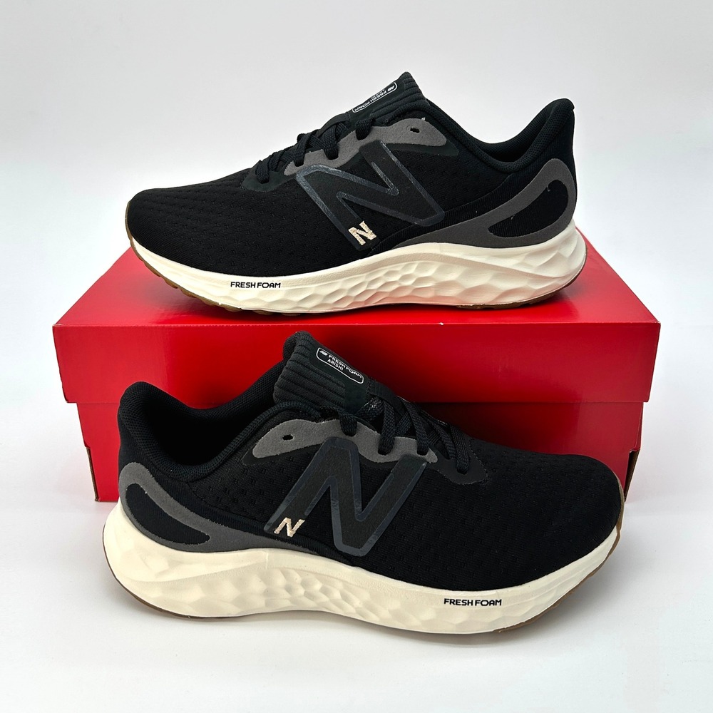 New Balance Fresh Foam Arishi v4 Size 6.5 Womens Sneakers Black Gold Gum NEW